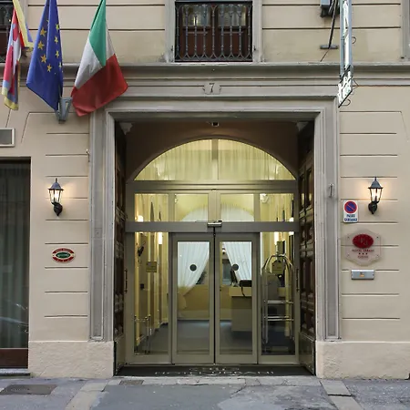 Urbani Hotel