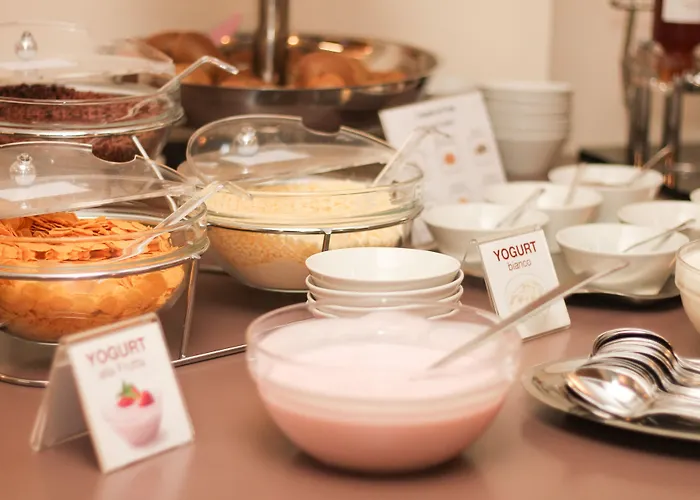 호텔 우르바니 3*