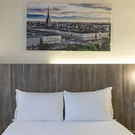 Urbani 3* Turin