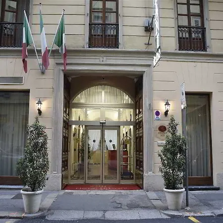 Hotel Urbani 3*