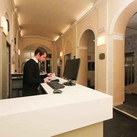 Urbani Hotel