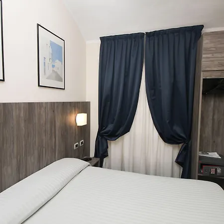 Urbani Hotell Turin