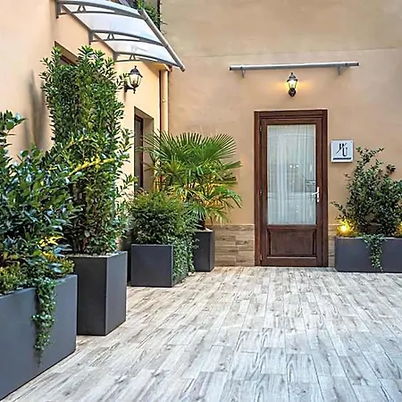 Urbani Hotel