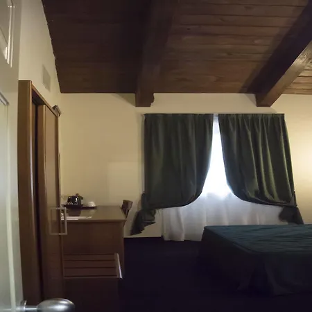 Urbani Hotel