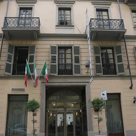 Urbani Hotel 3*