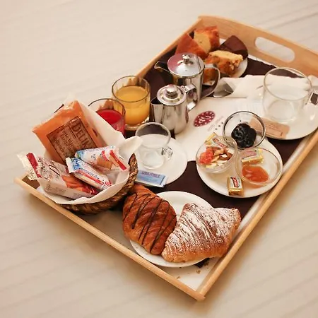 Urbani Hotel 3*