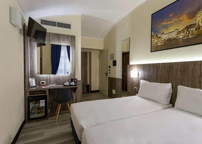 Urbani Otel Torino